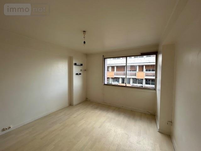 Viager appartement Clermont-Ferrand 63000 Puy-de-Dôme 43 m2 3 pièces 20000 euros
