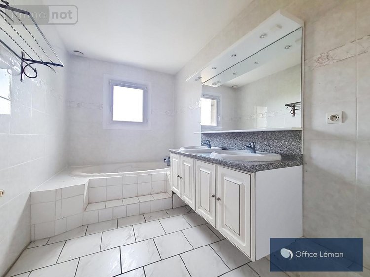 Maison a vendre Prévessin-Moëns 01280 Ain 193 m2  895000 euros