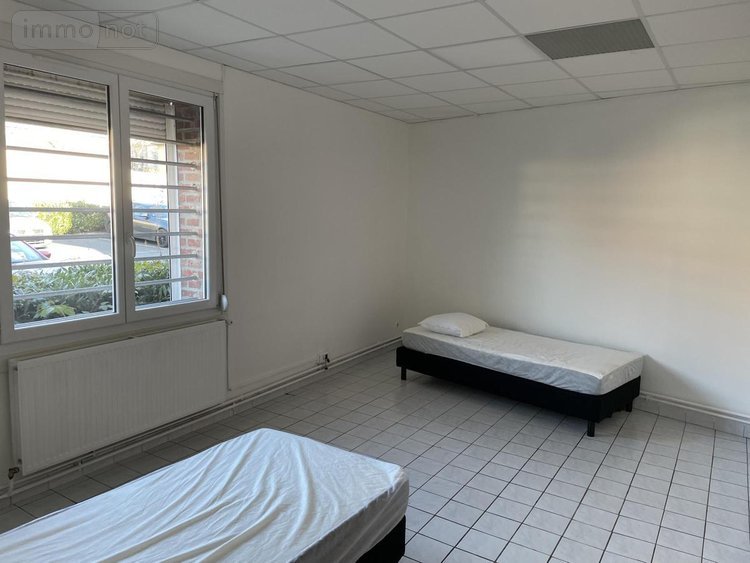 Fonds et murs commerciaux a vendre Caudry 59540 Nord 750 m2  366800 euros