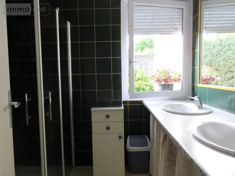 Immeuble a vendre Locminé 56500 Morbihan 90 m2  199834 euros