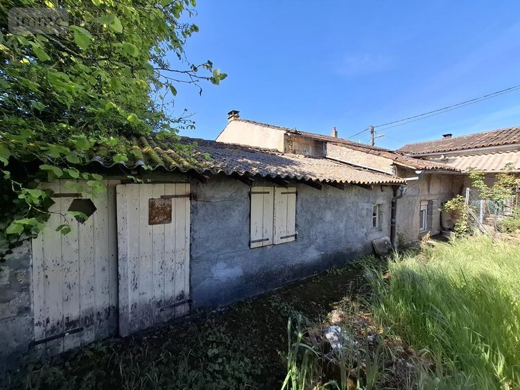 Maison a vendre Chaniers 17610 Charente-Maritime 96 m2 5 pièces 80000 euros