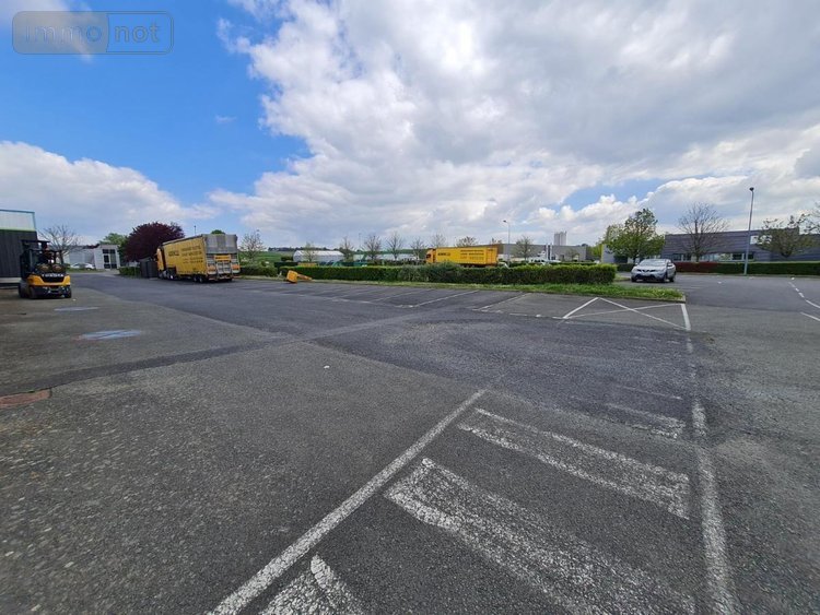 Fonds et murs commerciaux a vendre Montoire-sur-le-Loir 41800 Loir-et-Cher 696 m2  675350 euros