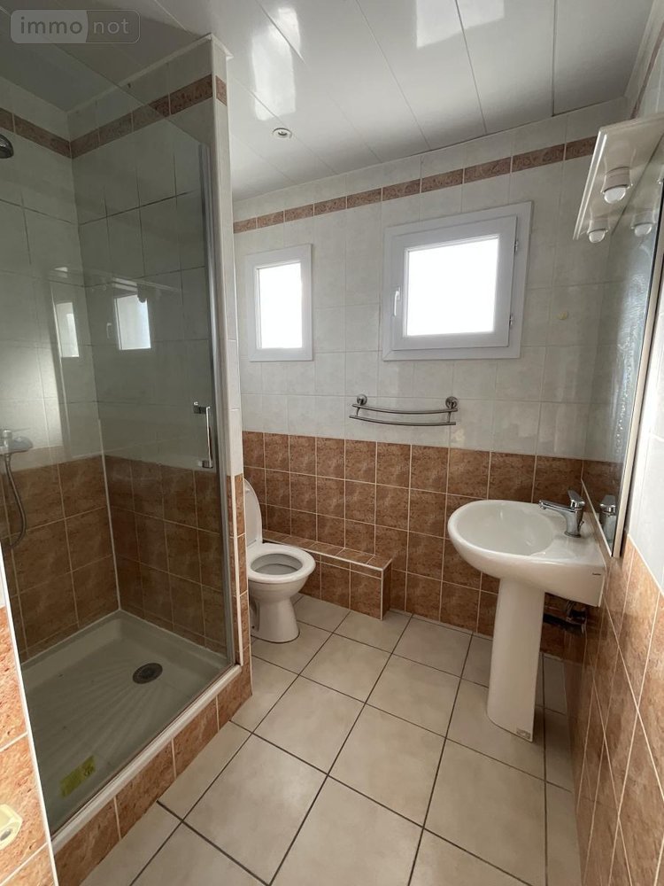 Appartement a vendre Ploemeur 56270 Morbihan 48 m2  167200 euros