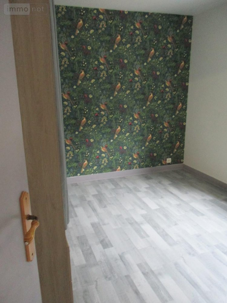 Location appartement Brionne 27800 Eure 42 m2  505 euros