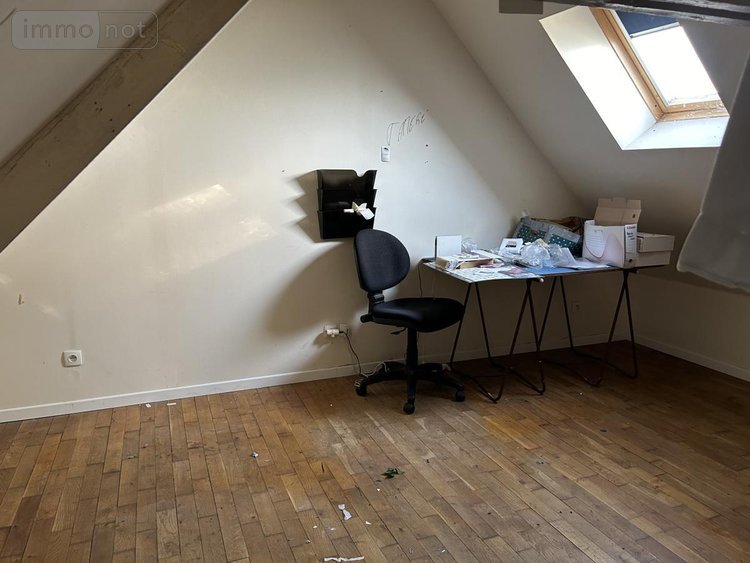 Fonds et murs commerciaux a vendre Escaudoeuvres 59161 Nord 70 m2  84800 euros