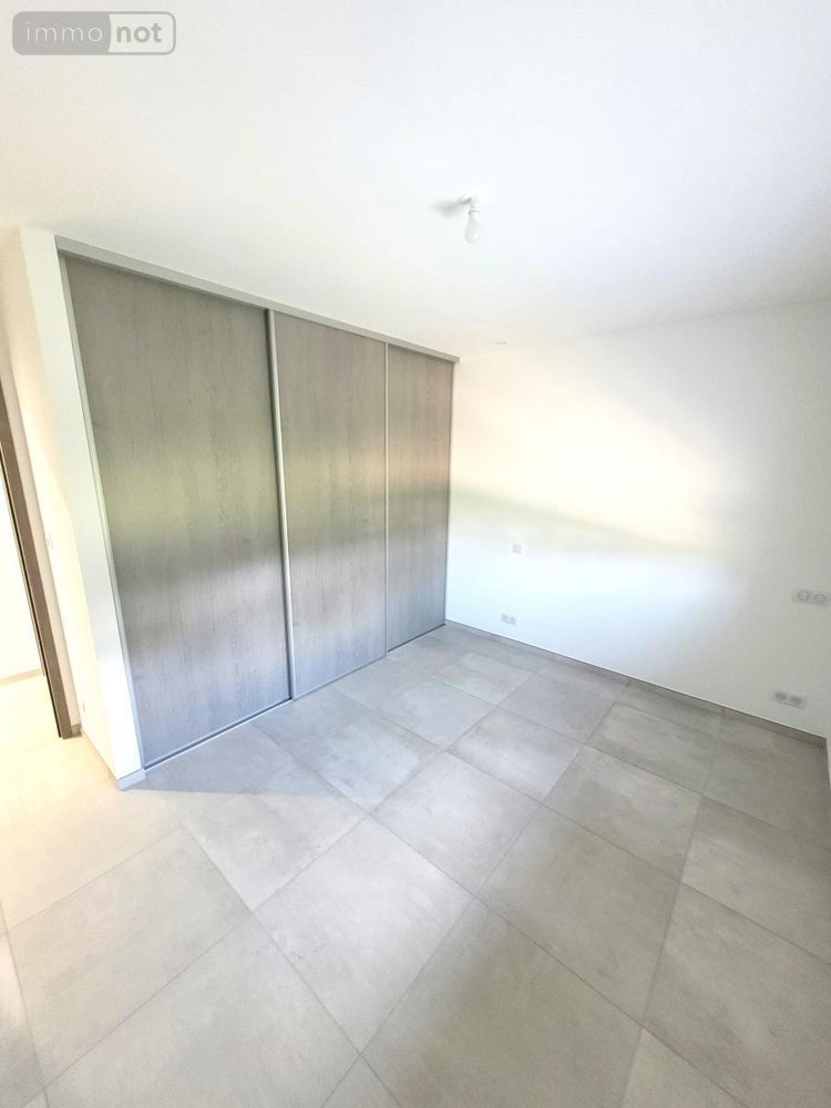 Location maison Peyre en Aubrac 48130 Lozère 110 m2  950 euros