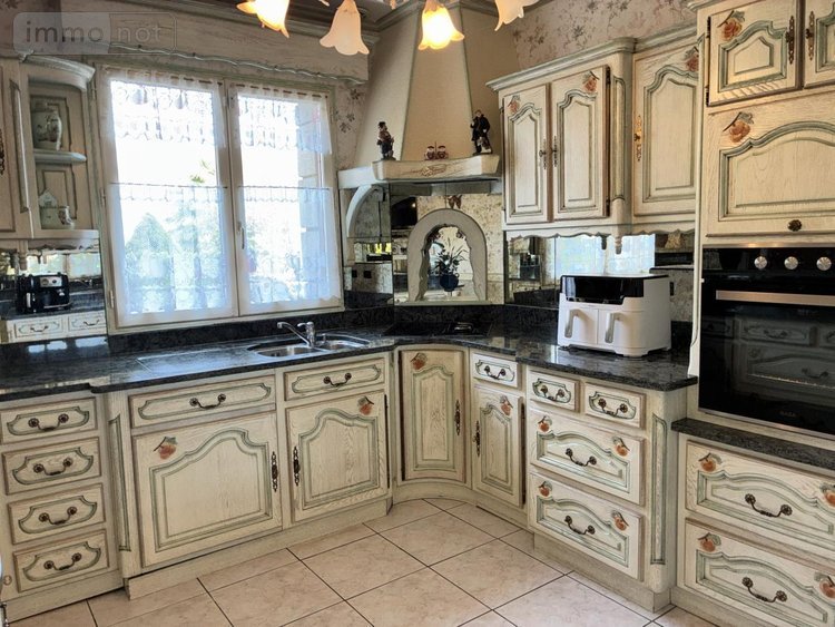 Maison a vendre Soulgé-sur-Ouette 53210 Mayenne 260 m2 8 pièces 468000 euros