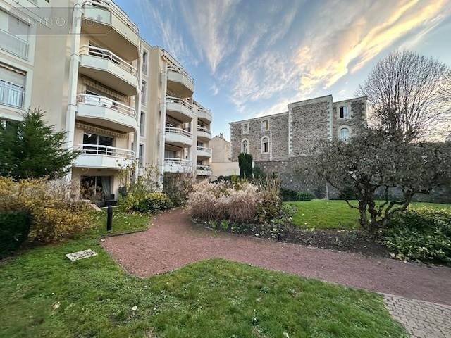 Appartement a vendre Angers 49000 Maine-et-Loire 29 m2 2 pièces 99560 euros