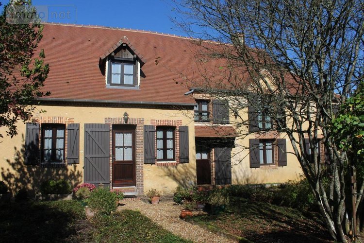Maison a vendre Gréez-sur-Roc 72320 Sarthe 351 m2 12 pièces 379770 euros