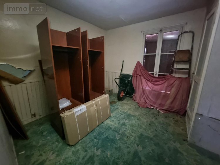 Immeuble a vendre Amilly 45200 Loiret 251 m2  159000 euros