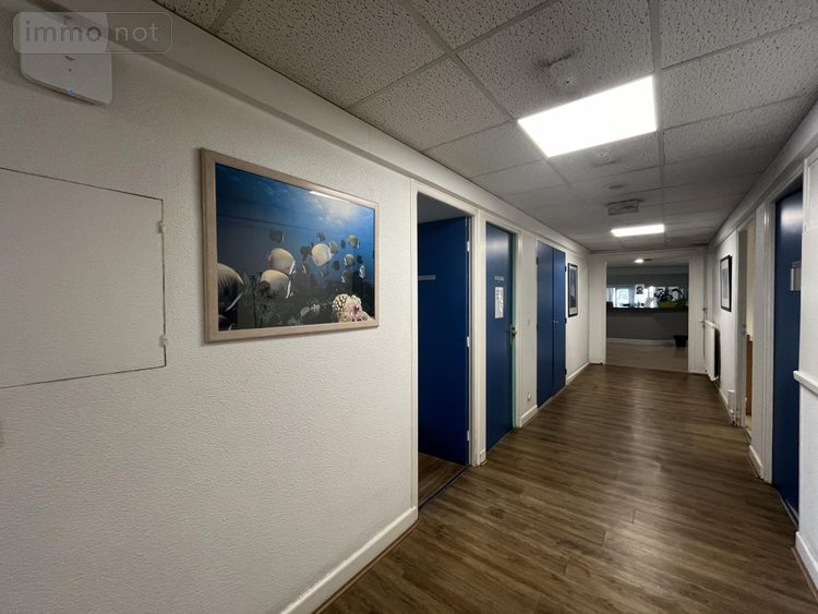 Fonds et murs commerciaux a vendre Besançon 25000 Doubs 437 m2  550000 euros