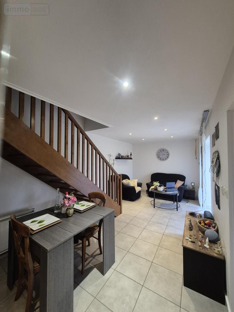 Maison a vendre Locmélar 29400 Finistère 170 m2  187995 euros