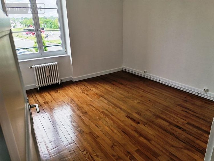 Location appartement Falaise 14700 Calvados 90 m2 4 pièces 766 euros