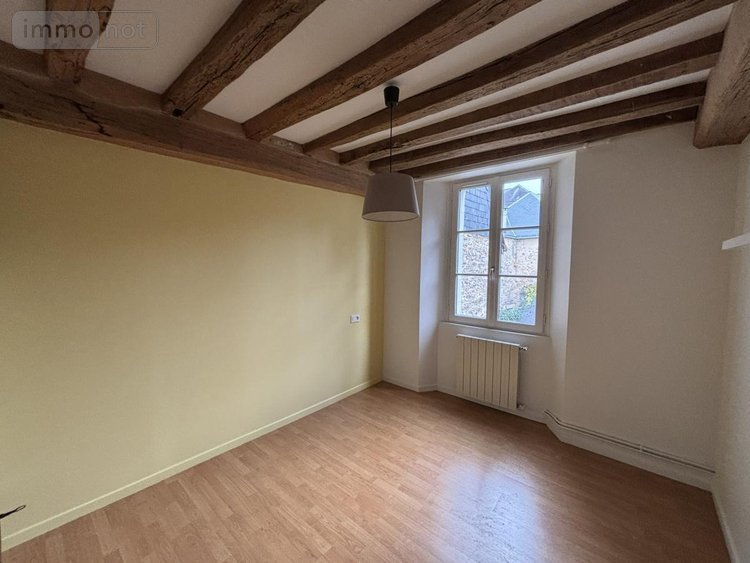 Location appartement Laval 53000 Mayenne 81 m2 3 pièces 775 euros