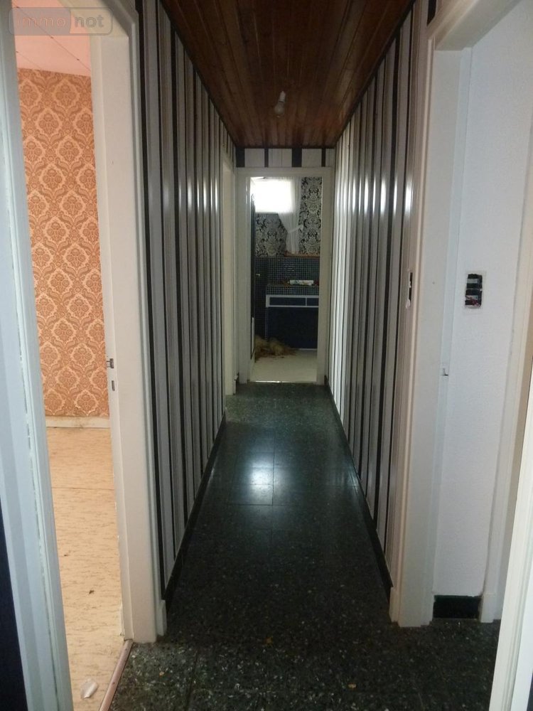 Fonds et murs commerciaux a vendre Tilloy-lez-Cambrai 59554 Nord 108 m2  157200 euros