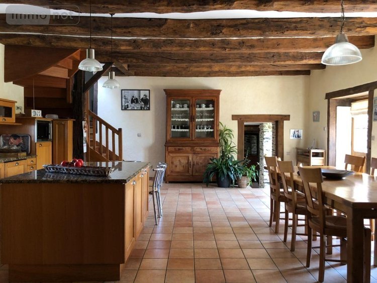 Maison a vendre Châteaugiron 35410 Ille-et-Vilaine 329 m2 10 pièces 694120 euros
