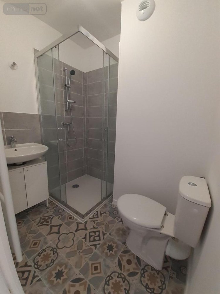 Location appartement Soliers 14540 Calvados 65 m2 3 pièces 900 euros