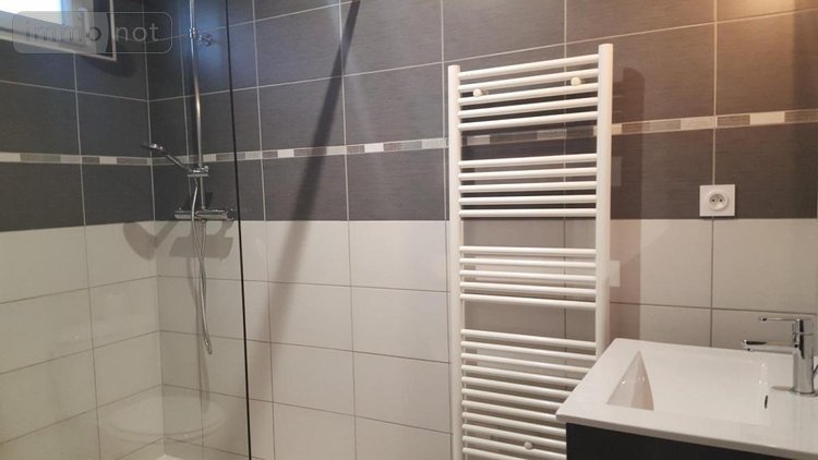 Location maison Saint-Denis-la-Chevasse 85170 Vendée 71 m2 4 pièces 780 euros