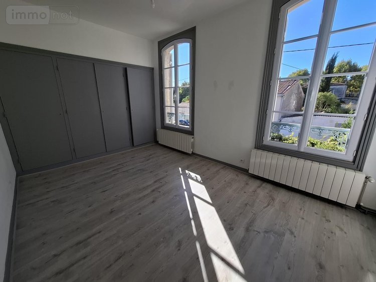 Maison a vendre Saintes 17100 Charente-Maritime 92 m2 4 pièces 236070 euros