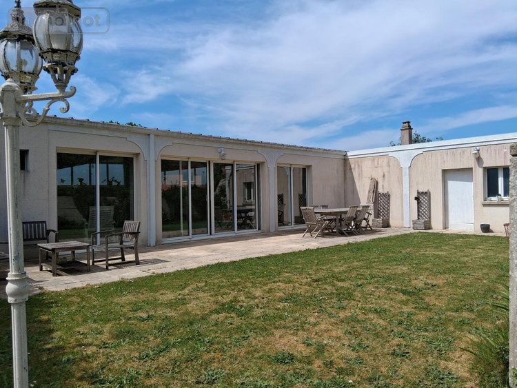 Maison a vendre Pré-en-Pail-Saint-Samson 53140 Mayenne 154 m2 7 pièces 320000 euros