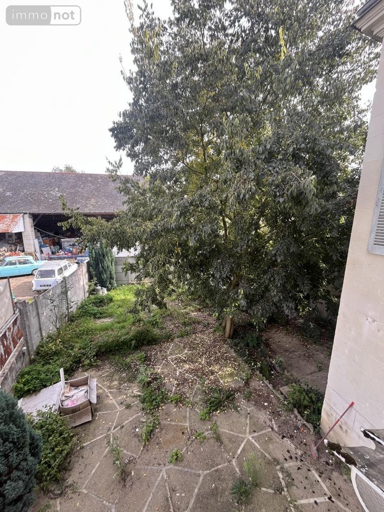 Immeuble a vendre L'Île-Bouchard 37220 Indre-et-Loire 335 m2  73600 euros