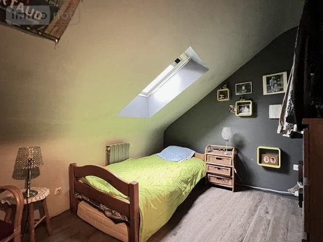 Immeuble a vendre Durtal 49430 Maine-et-Loire 137 m2  95000 euros