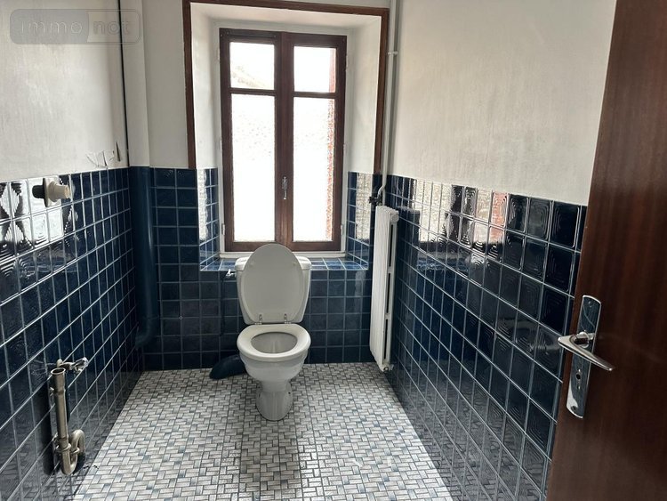 Appartement a vendre Saint-Flour 15100 Cantal 140 m2  106000 euros