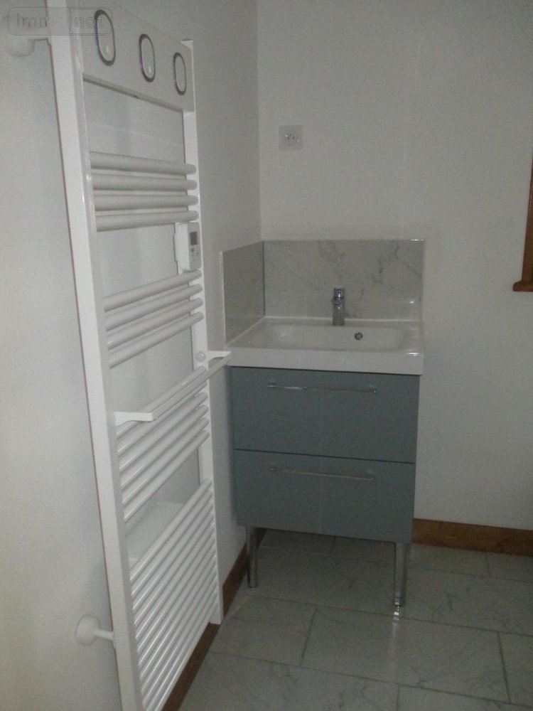 Location appartement Brionne 27800 Eure 54 m2  638 euros