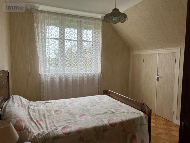 Maison a vendre Plounévézel 29270 Finistère 121 m2 6 pièces 178500 euros