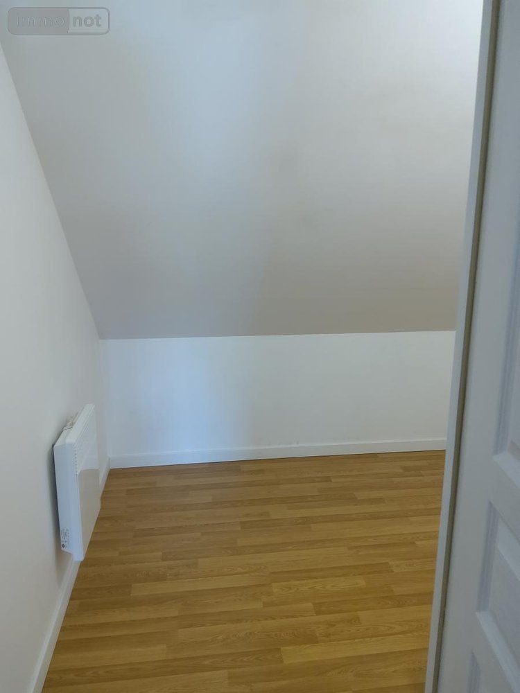 Location maison Grand-Bourgtheroulde 27520 Eure 114 m2 5 pièces 1070 euros
