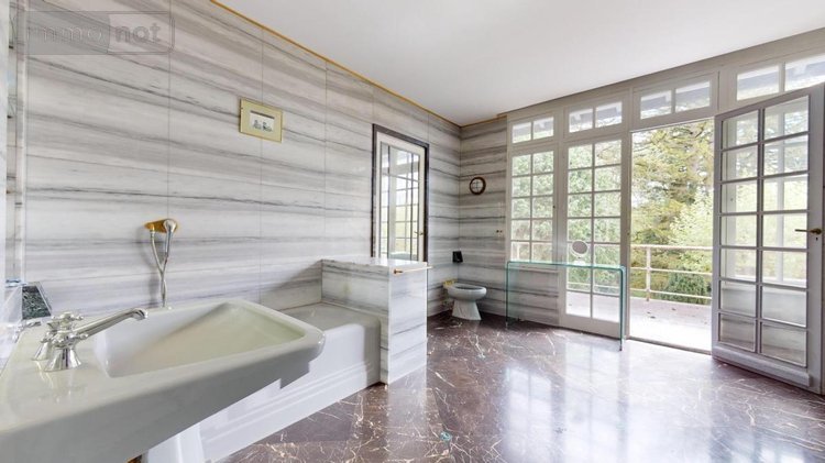 Maison a vendre Serrières-de-Briord 01470 Ain 476 m2 27 pièces 590000 euros