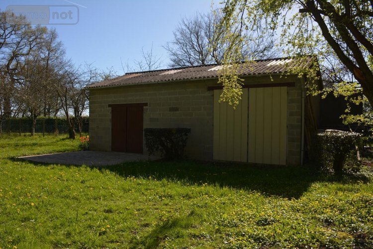 Terrains de loisirs bois etangs a vendre Bouère 53290 Mayenne 16370 m2  85600 euros