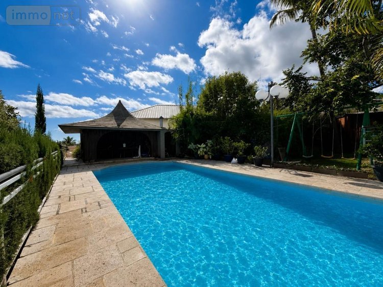 Maison a vendre Saint-Paul 97460 Réunion 250 m2  1248000 euros