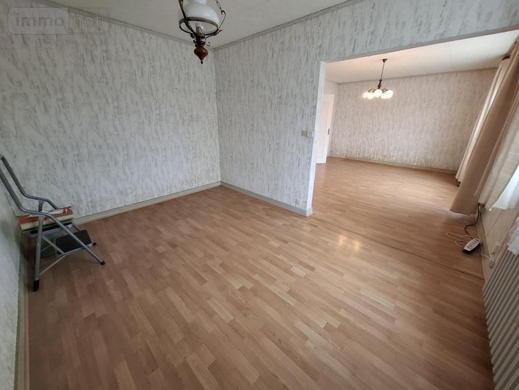 Maison a vendre Saintes 17100 Charente-Maritime 115 m2 6 pièces 199348 euros