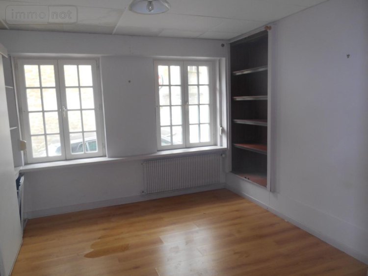 Immeuble a vendre Saint-Pol-de-Léon 29250 Finistère 587 m2  521000 euros