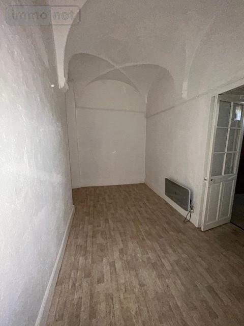 Appartement a vendre Thiers 63300 Puy-de-Dôme 77 m2 4 pièces 37000 euros