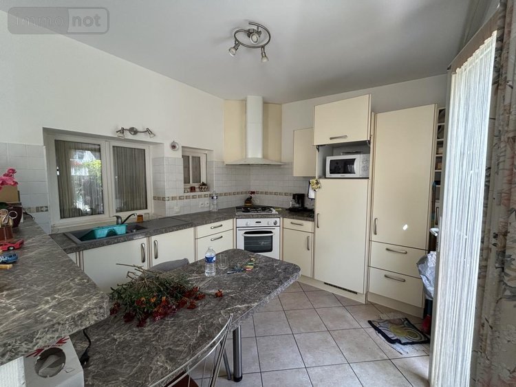 Maison a vendre Bruz 35170 Ille-et-Vilaine 114 m2 4 pièces 229900 euros