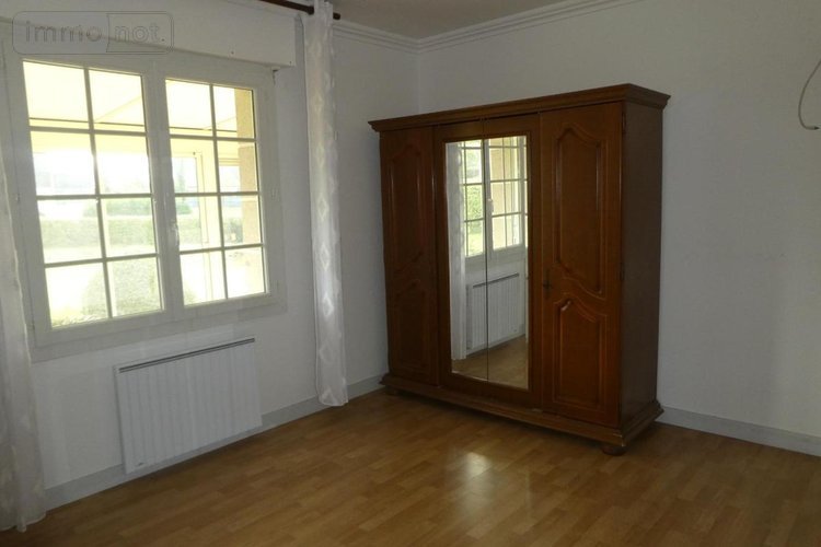 Maison a vendre Plougonven 29640 Finistère 180 m2 8 pièces 233122 euros