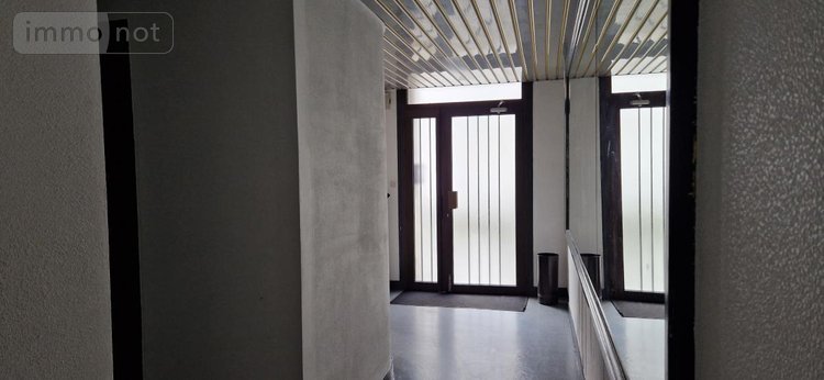 Fonds et murs commerciaux a vendre Pontivy 56300 Morbihan 107 m2  122652 euros