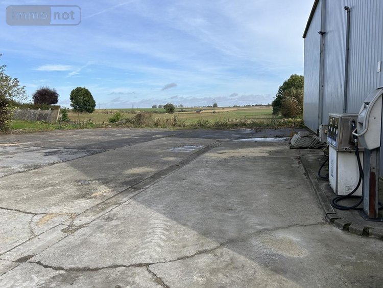 Location fonds et murs commerciaux Rumilly-en-Cambrésis 59281 Nord 1640 m2  3154 euros