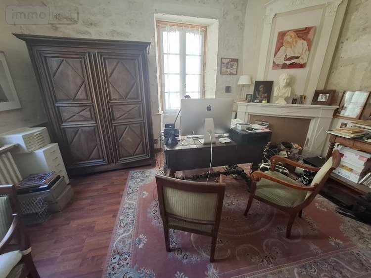 Maison a vendre Saintes 17100 Charente-Maritime 350 m2 13 pièces 988000 euros