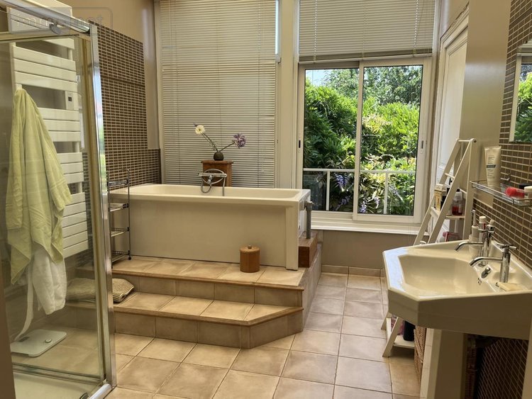 Maison a vendre Luçon 85400 Vendée 199 m2 7 pièces 342000 euros