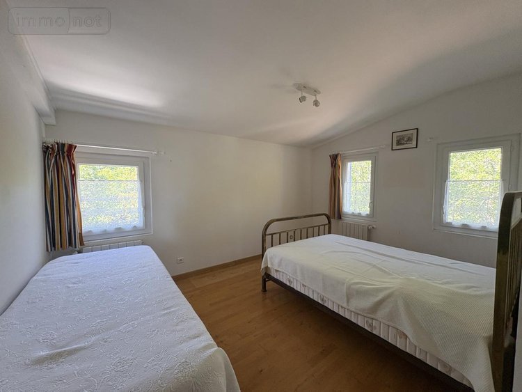 Maison a vendre Saint-Michel-l'Observatoire 04870 Alpes-de-Haute-Provence 225 m2 9 pièces 549000 euros