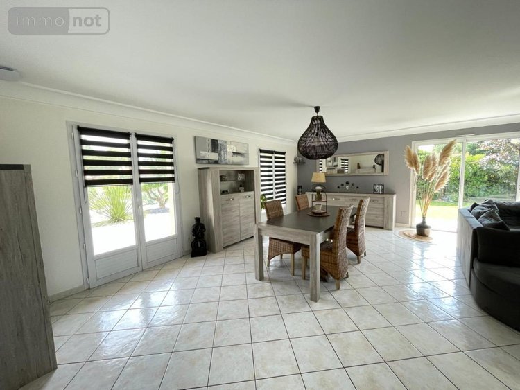 Maison a vendre Sainte-Radégonde-des-Noyers 85450 Vendée 159 m2 5 pièces 416000 euros