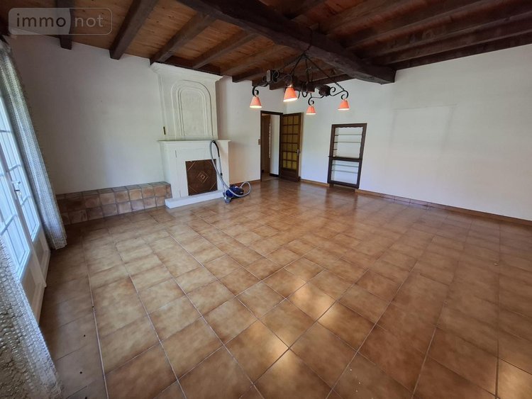 Maison a vendre Saintes 17100 Charente-Maritime 119 m2 4 pièces 215086 euros