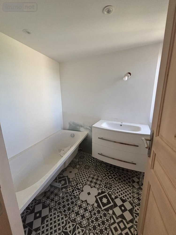 Location maison Thiberville 27230 Eure 100 m2 6 pièces 680 euros