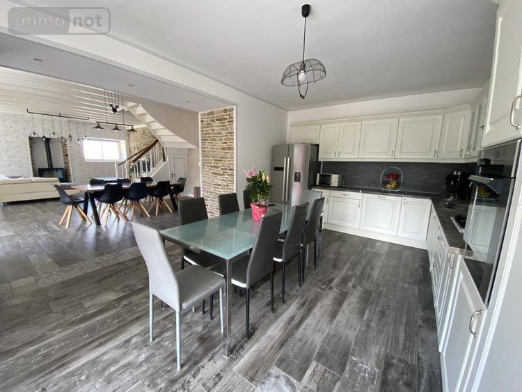 Maison a vendre Plouguenast-Langast 22150 Côtes-d'Armor 211 m2 8 pièces 312000 euros