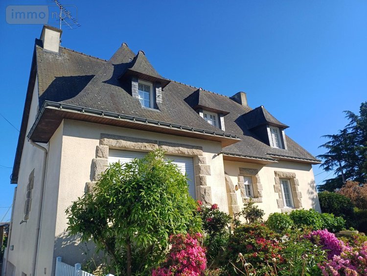 Maison a vendre Loudéac 22600 Côtes-d'Armor 216 m2 8 pièces 244400 euros