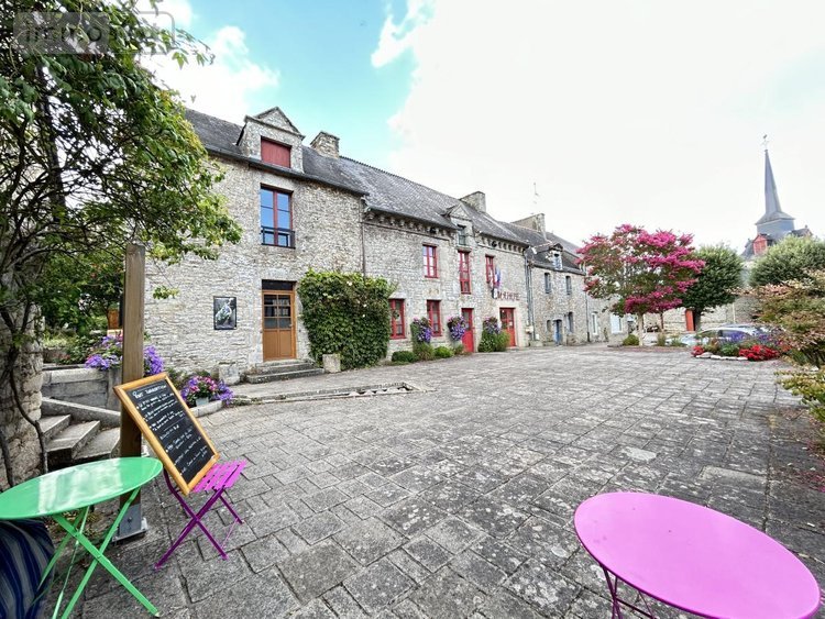 Maison a vendre Lizio 56460 Morbihan 260 m2  226900 euros