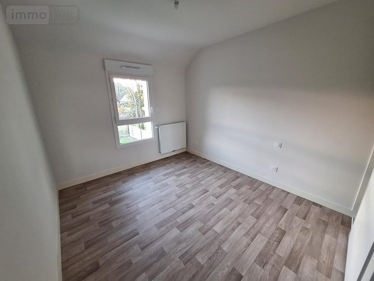 Location maison Miniac-Morvan 35540 Ille-et-Vilaine 103 m2  1240 euros